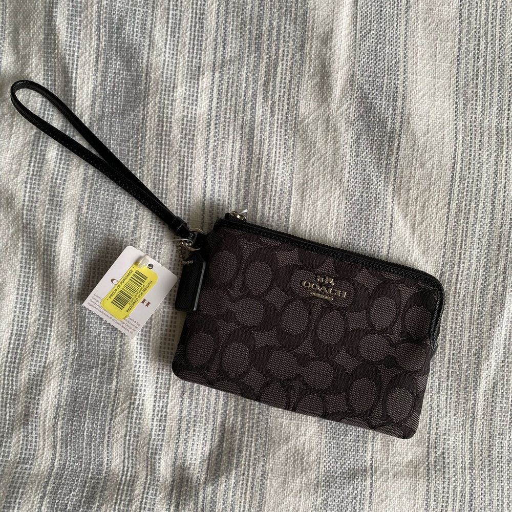 Coach Wrist Wallet!